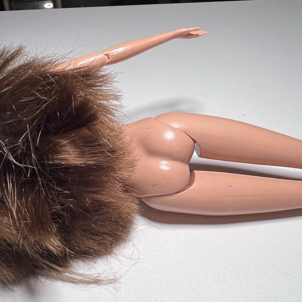 Barbie Waving Hand Doll 1966 Brunette Articulated Arms Nude‎